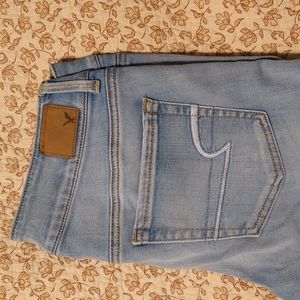 AE artist crop jeans